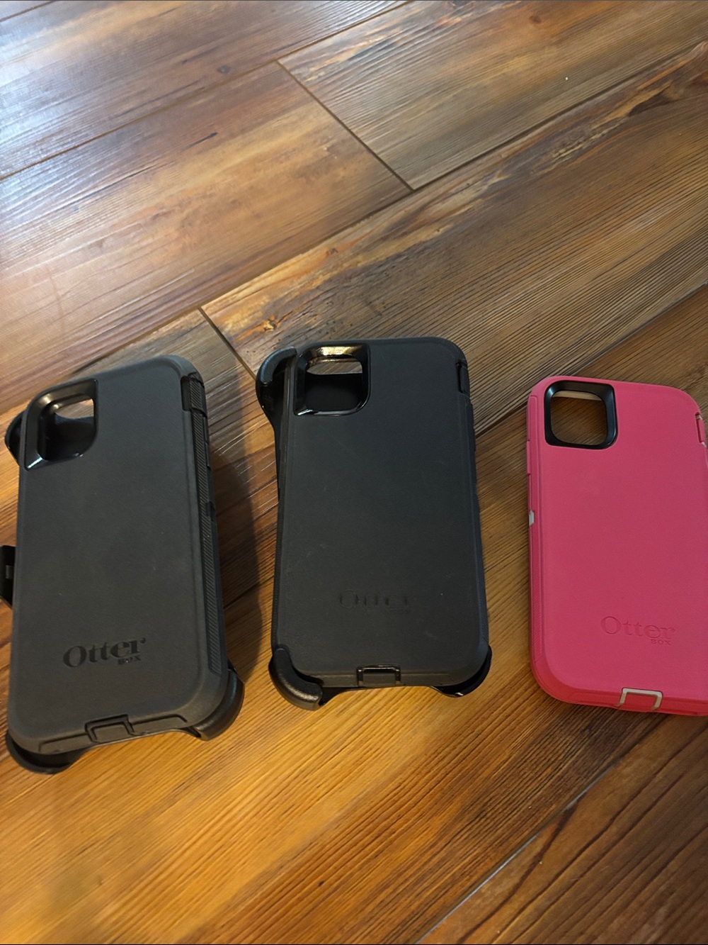 Otterbox Defender IPhone 11 bundle